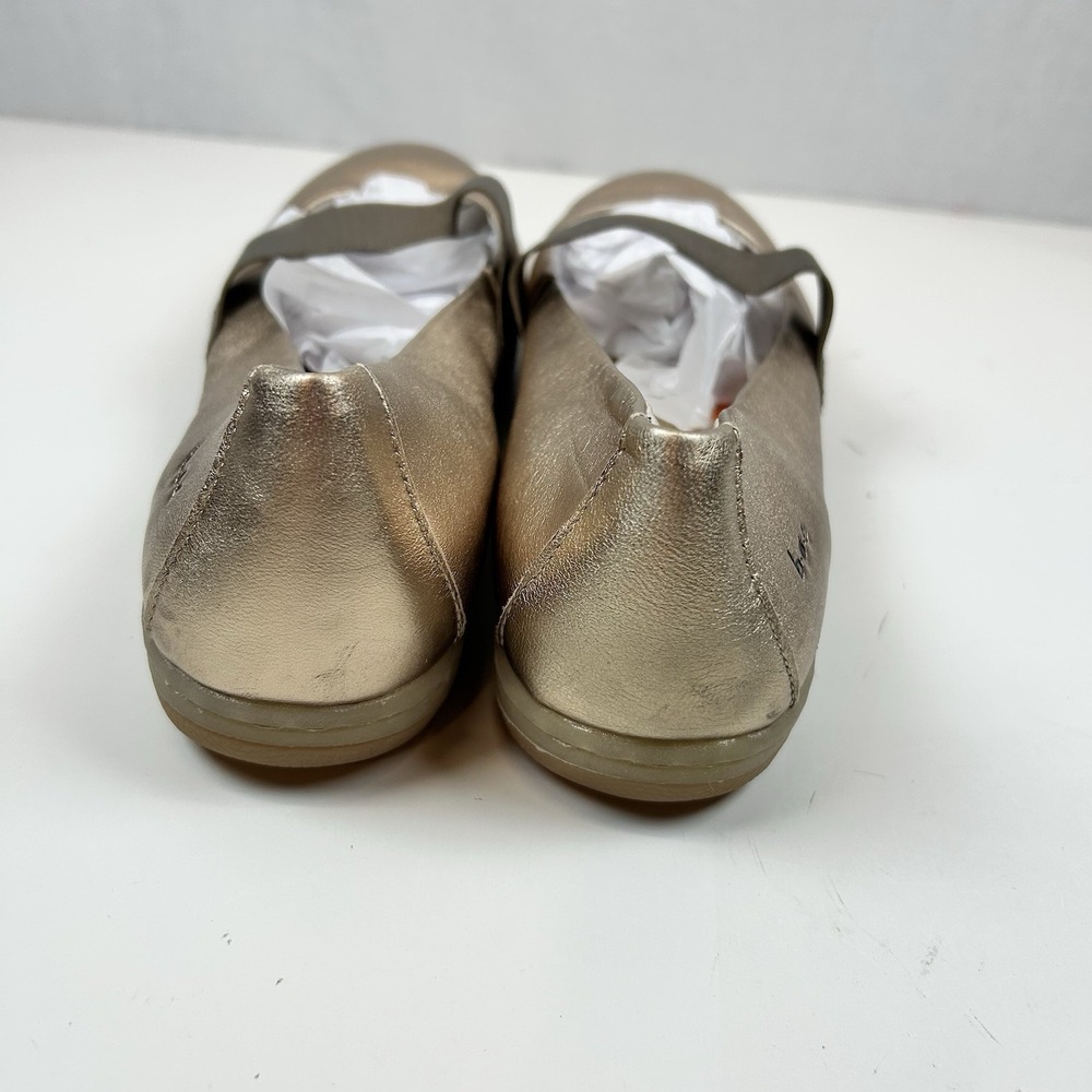 B.O.C. Mary Jane Whimsy Kawaii Gold Metallic Women's Sz 9.5M Comfort Flats Shiny - Picture 3 of 10